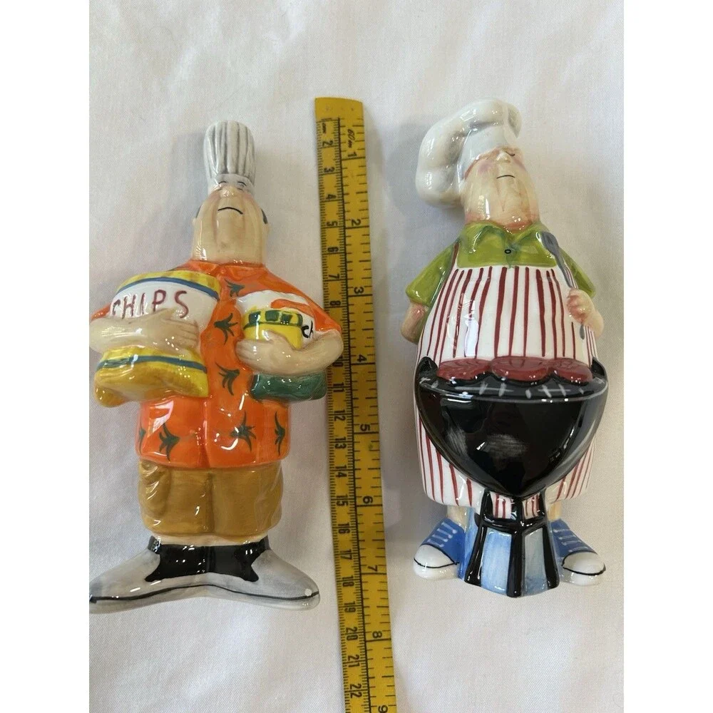 Masters Of The Grill BBQ Party Chefs Salt Pepper Shaker Set CIC Picnic